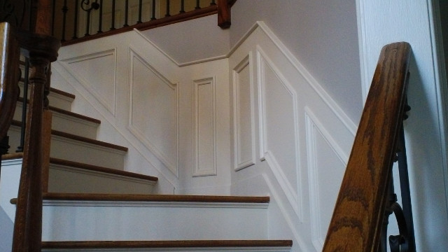 west-milford-raised-panel-wainscoting